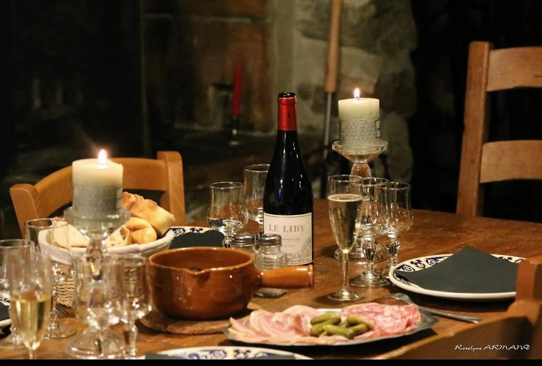 Le BéageLa Table D'Elodie住宿加早餐旅馆 住宿加早餐酒店 Le Béage
